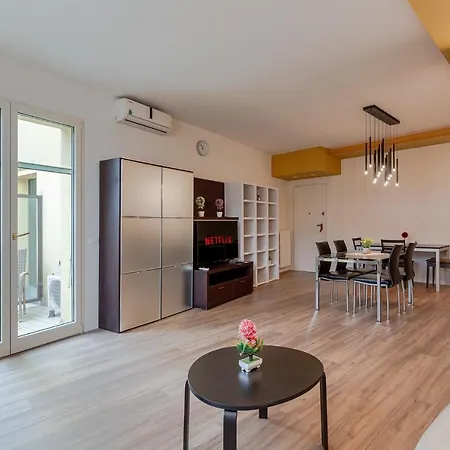 Modern Aparment Lago D'iseo/franciacorta Appartamento *