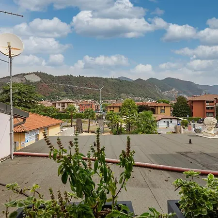 Modern Aparment Lago D'iseo/franciacorta باراتِكو